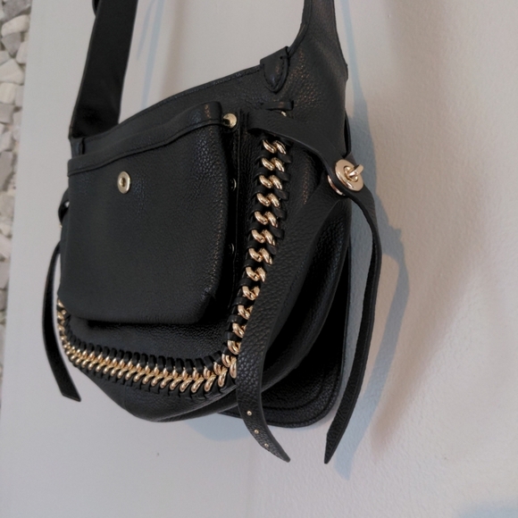 Coach Edie 31 Shoulder Bag Black Leather and Gold Chain Dust Bag Luxury Like New - Picture 4 of 14